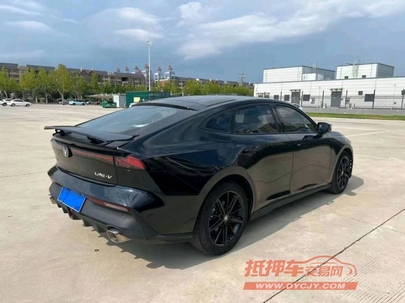 苏州22年长安汽车UNI-V4