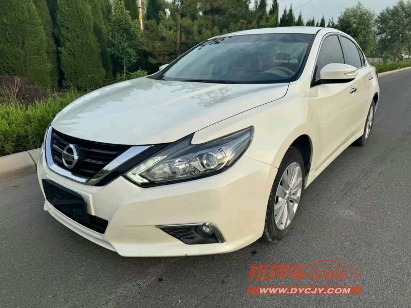 潍坊18年日产天籁3