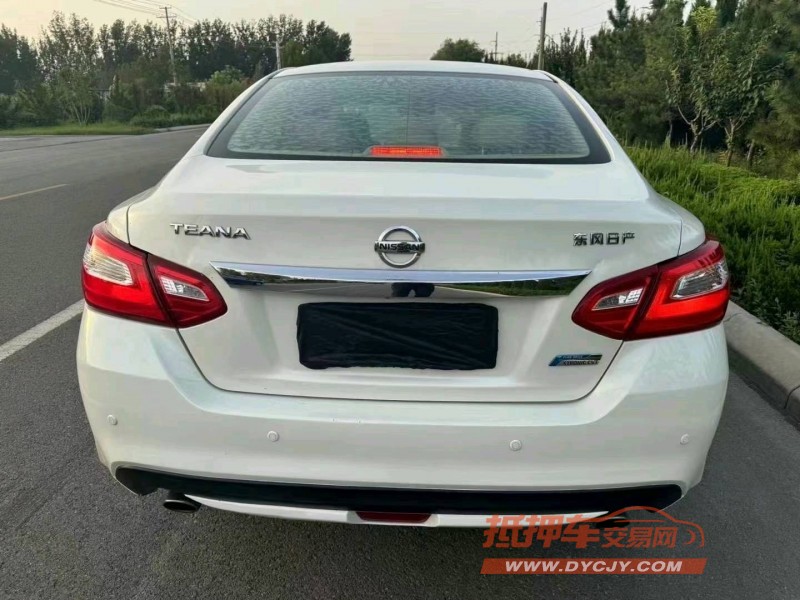 潍坊18年日产天籁7