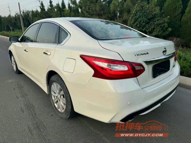 潍坊18年日产天籁9