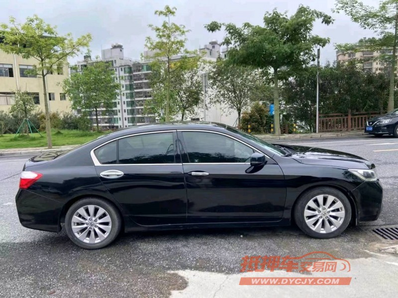 广州15年本田雅阁3