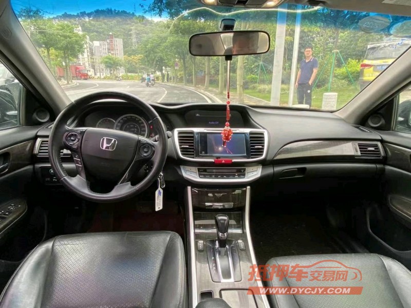 广州15年本田雅阁8