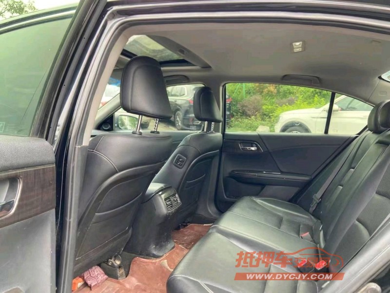 广州15年本田雅阁9