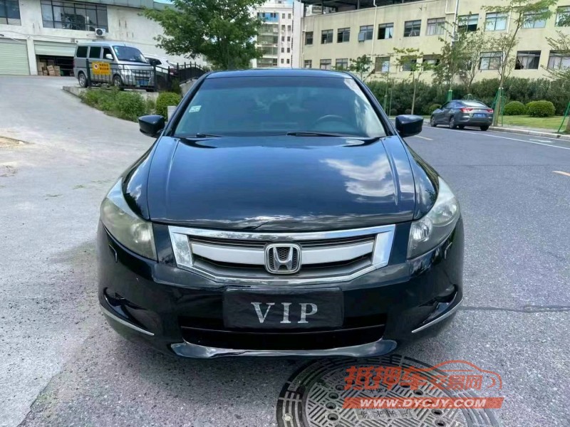 广州09年本田雅阁1