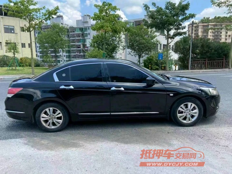 广州09年本田雅阁3