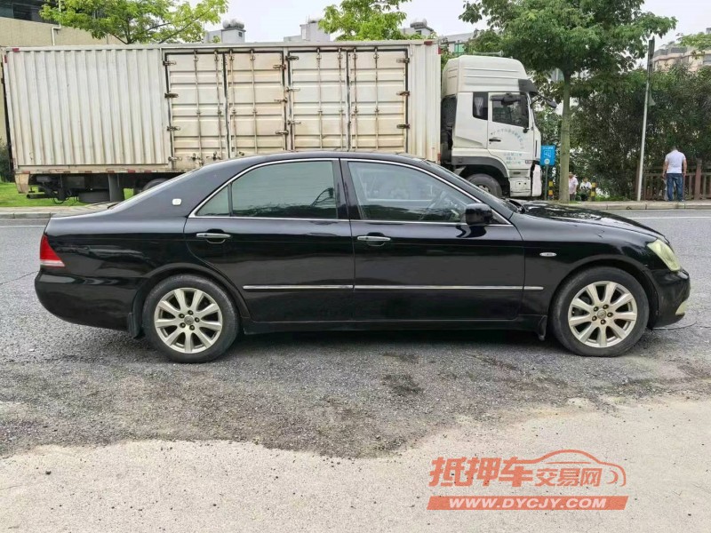 广州05年丰田皇冠5