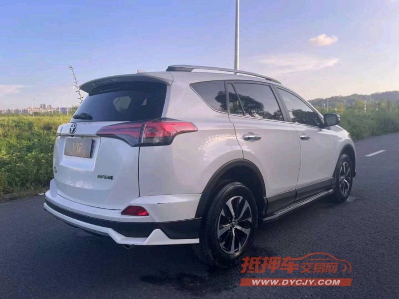 东莞19年丰田RAV44