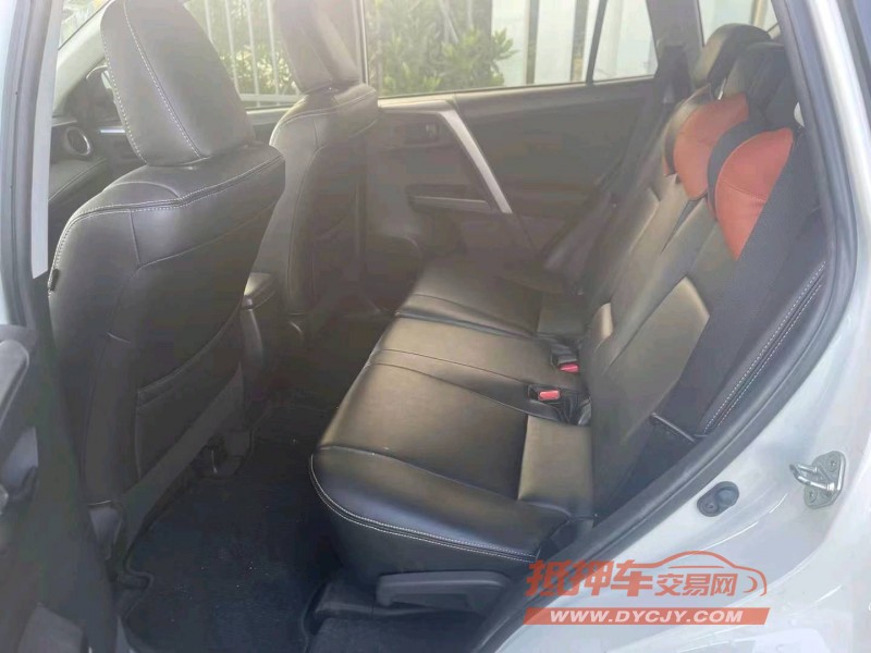 东莞19年丰田RAV47