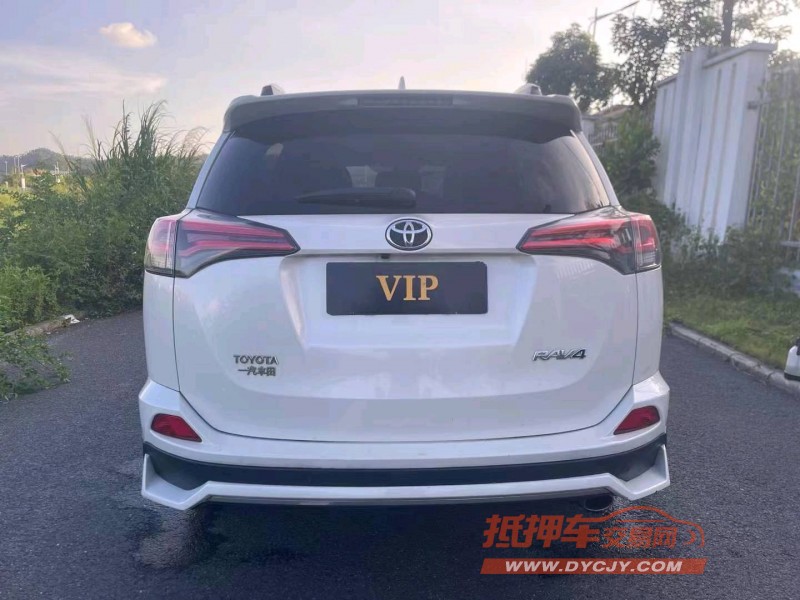 东莞19年丰田RAV49