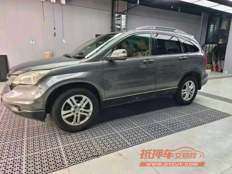 济宁11年本田CRV3