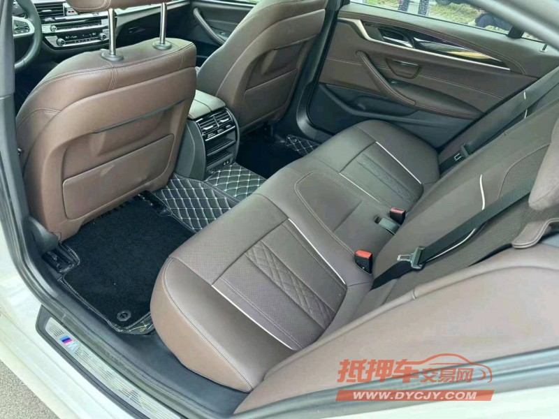 保定22年宝马5系4