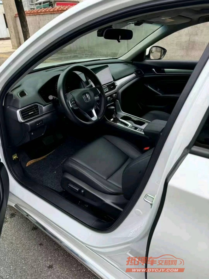 菏泽22年本田雅阁4