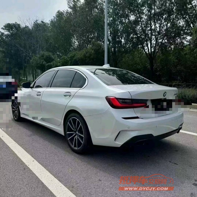 枣庄22年宝马3系8
