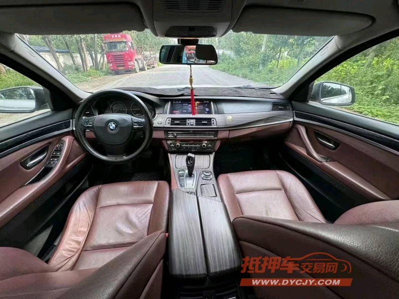 济南13年宝马5系3