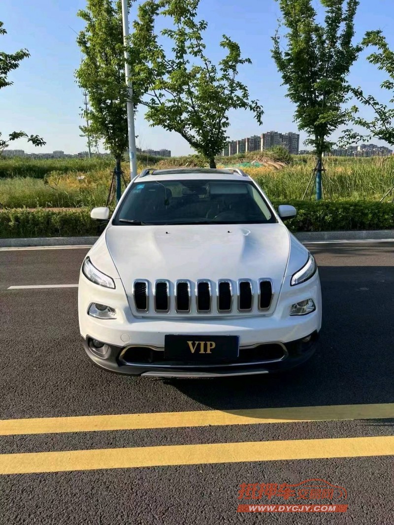 徐州18年Jeep自由光1