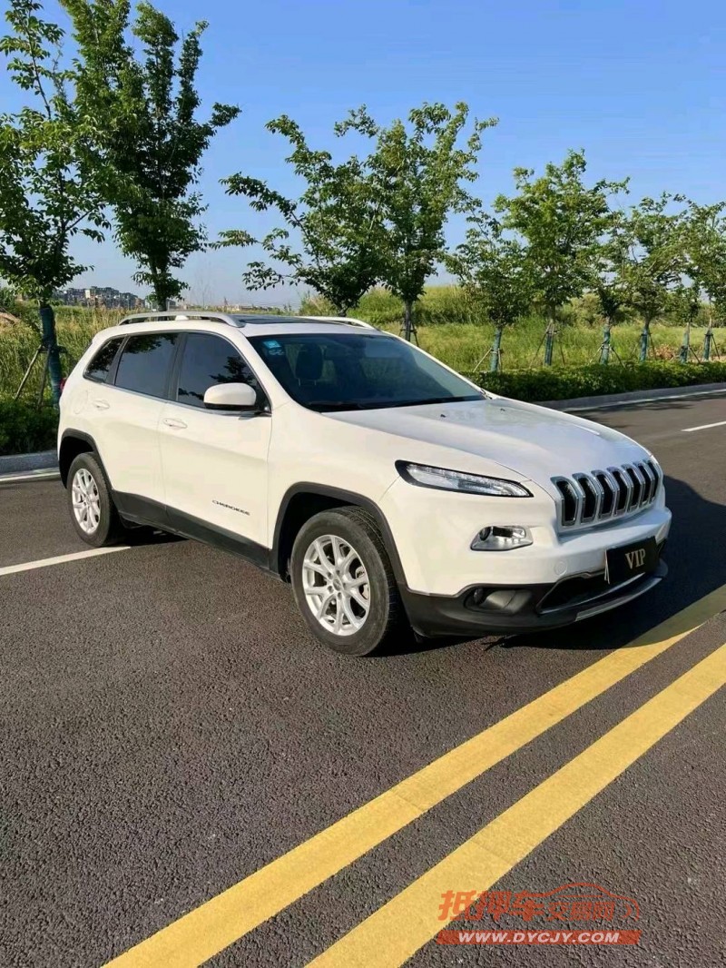 徐州18年Jeep自由光3