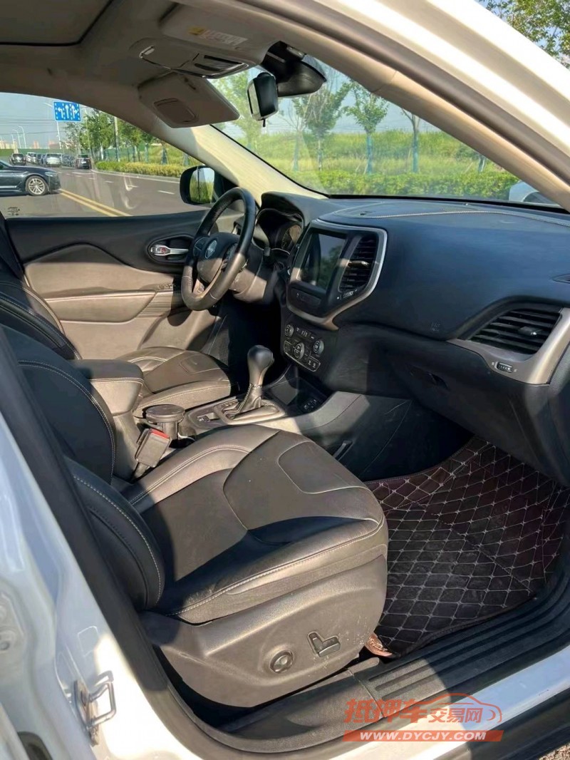 徐州18年Jeep自由光4