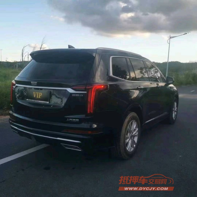 东莞20年凯迪拉克XT68