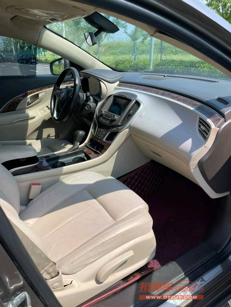 徐州16年别克君越5