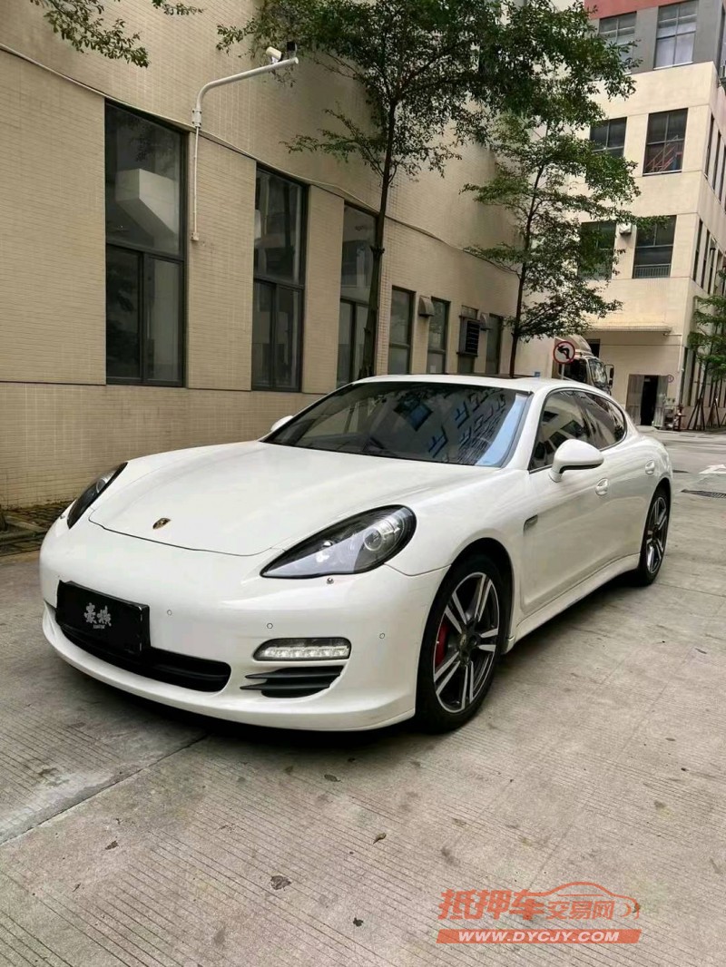 广州12年保时捷帕拉梅拉2