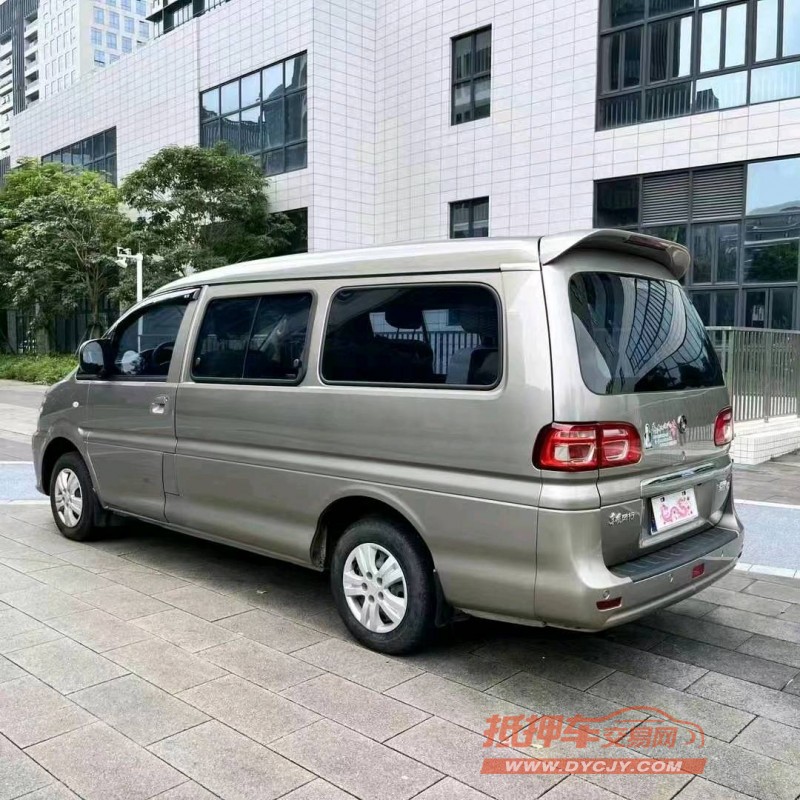 广州23年东风菱智7