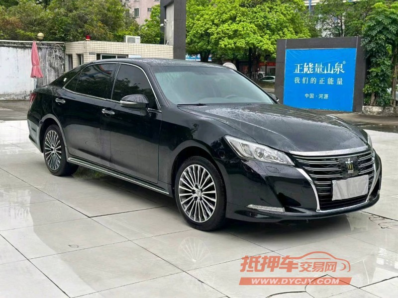 广州19年丰田皇冠3