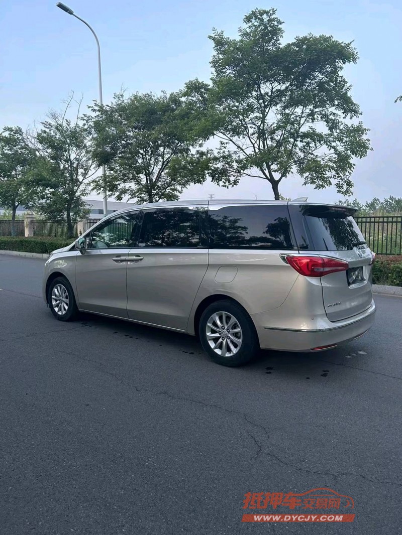 宿迁19年别克GL84