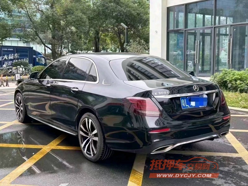 深圳18年奔驰E3