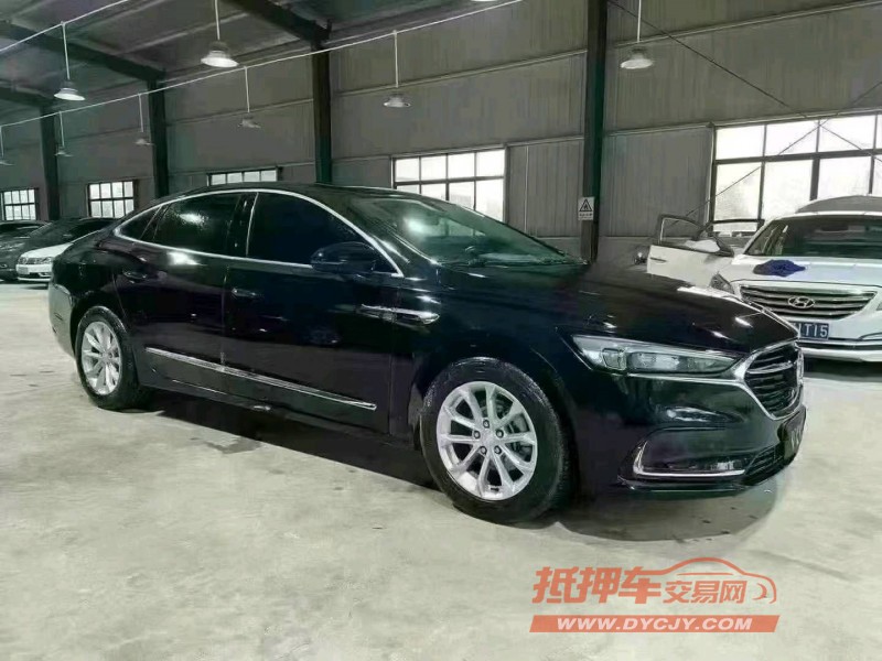 武汉22年别克君越3