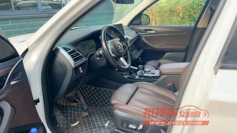 武汉22年宝马X35