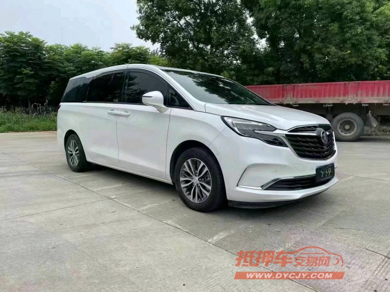 武汉21年别克GL83