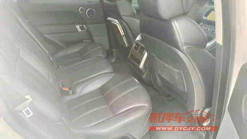 重庆17年路虎揽胜运动4