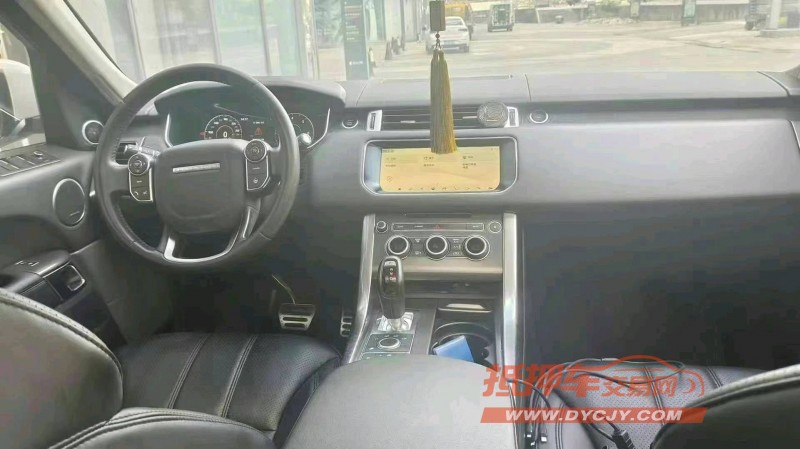重庆17年路虎揽胜运动8