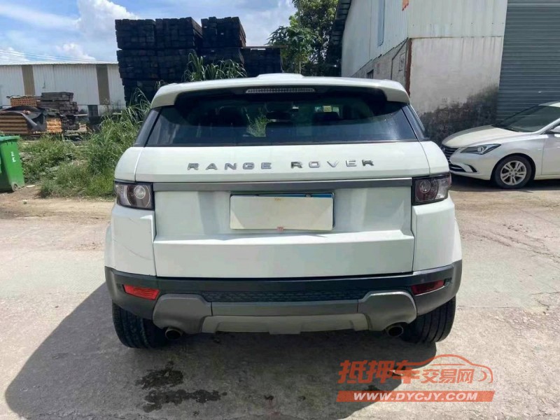 广州16年路虎极光8