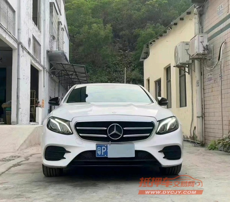 广州17年奔驰E1