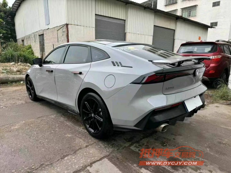 广州23年长安汽车UNI-V7