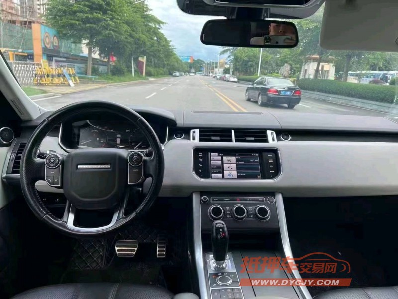 佛山14年路虎揽胜运动7