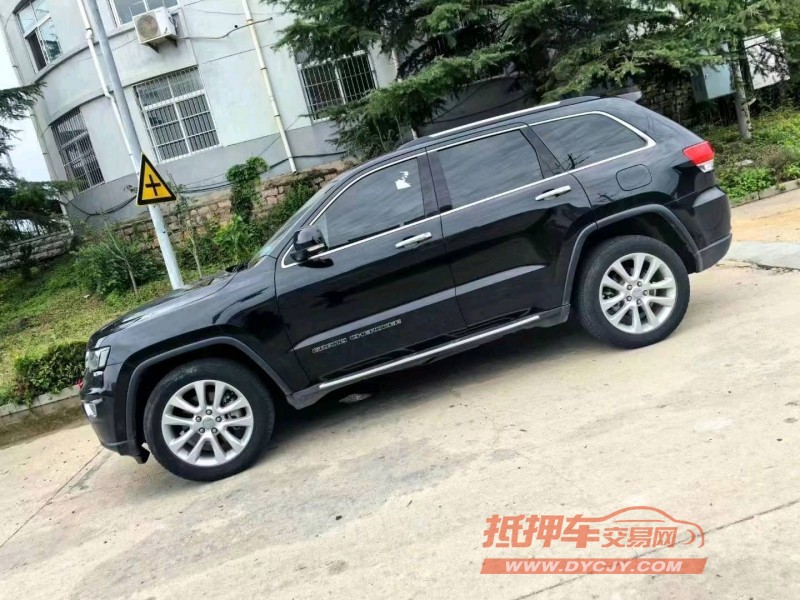 烟台18年Jeep大切诺基3