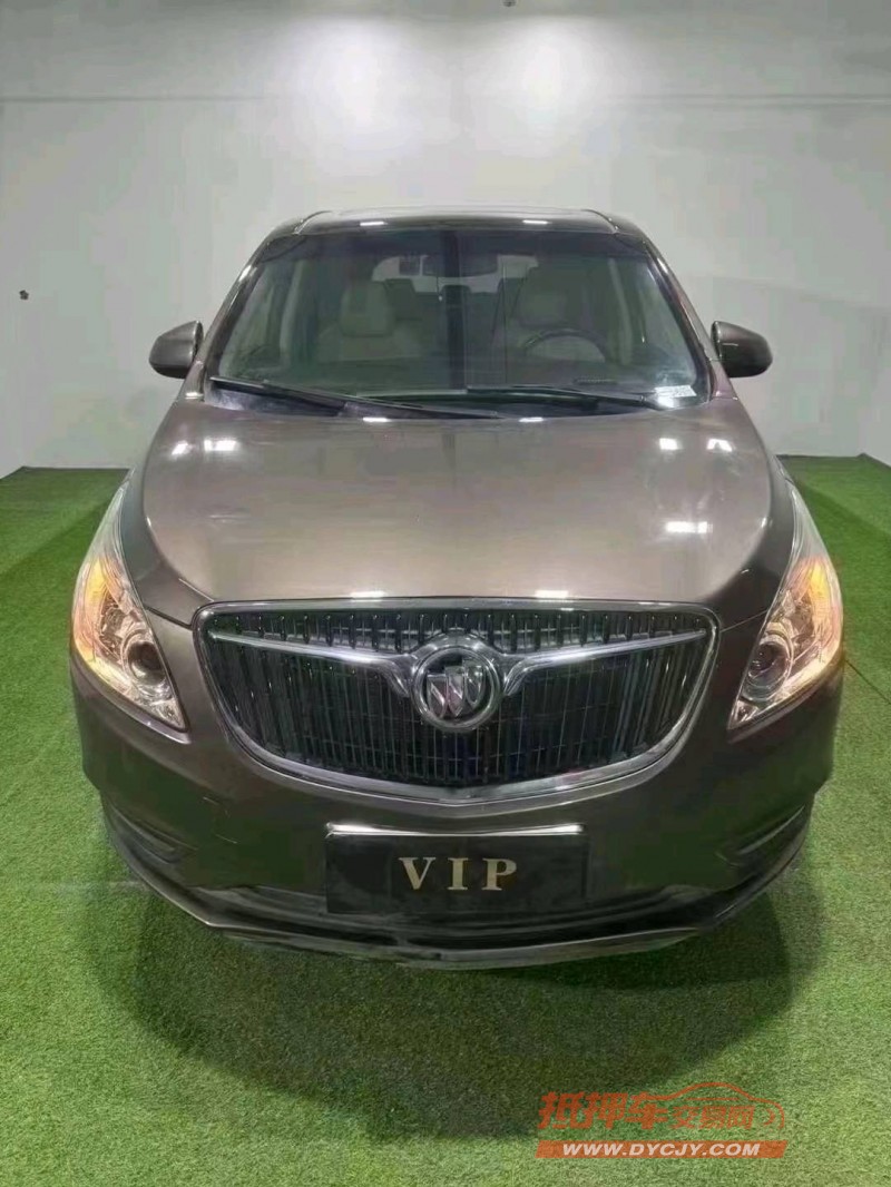 保定19年别克GL81