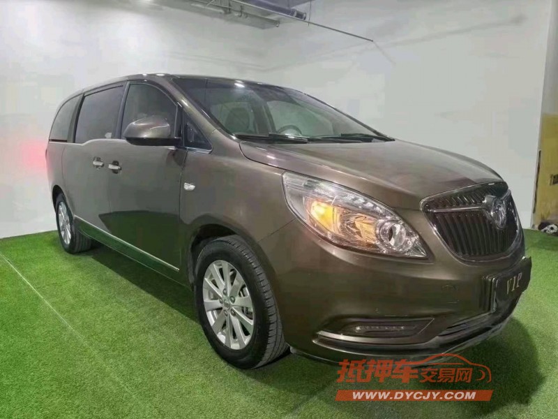 保定19年别克GL85