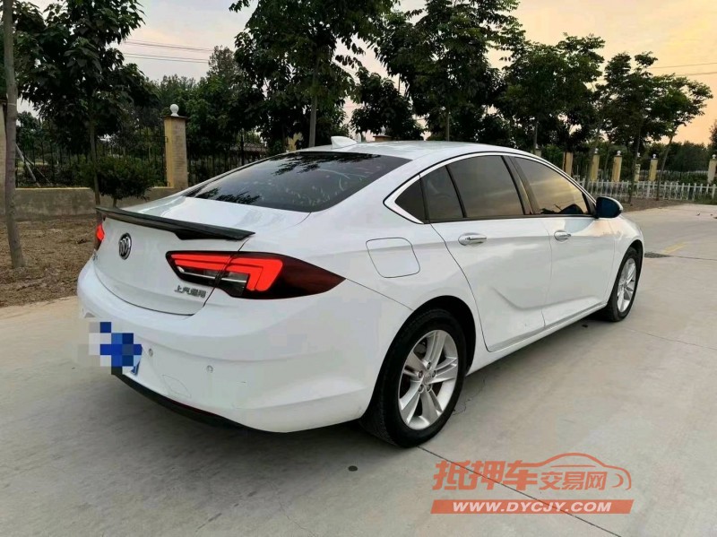 烟台18年别克君威6