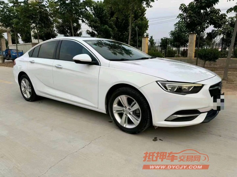 烟台18年别克君威8