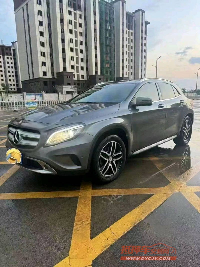 保定16年奔驰GLA4