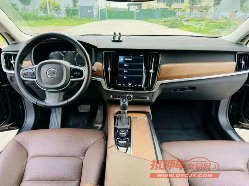 济宁20年沃尔沃S903