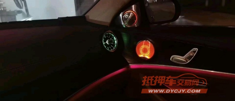 济宁18年奔驰E5