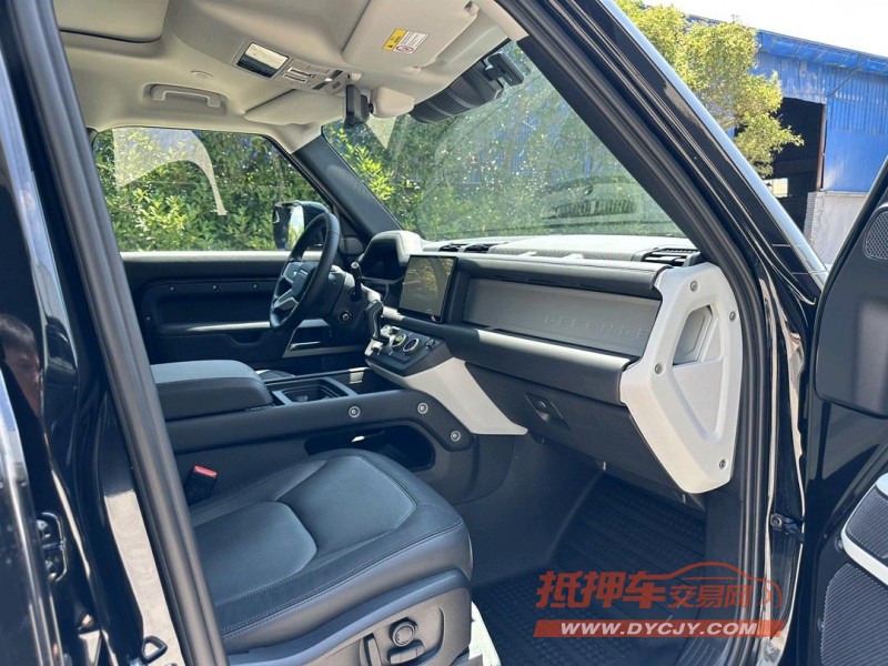 盐城23年路虎卫士5