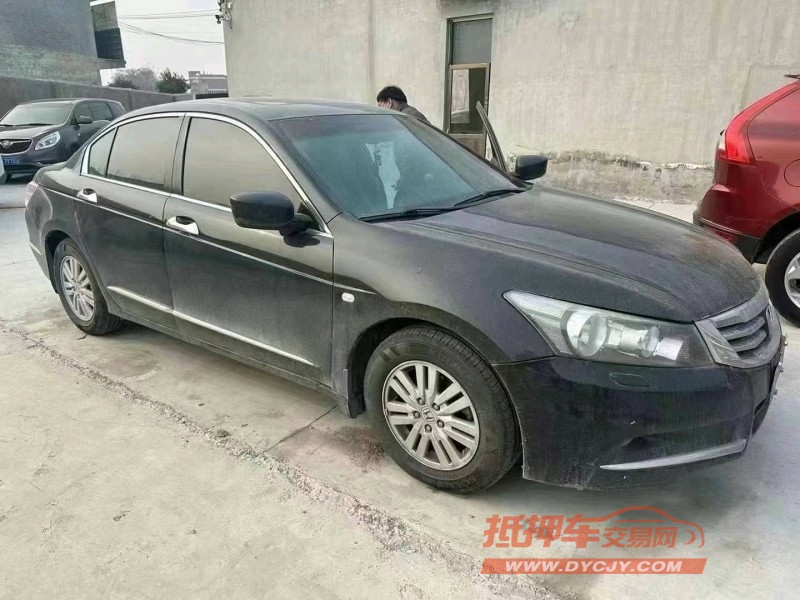 烟台13年本田雅阁3