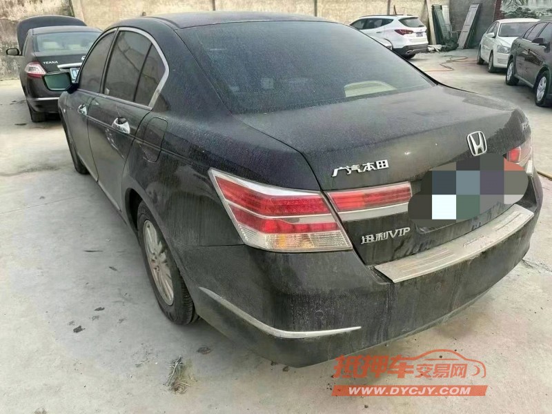 烟台13年本田雅阁5