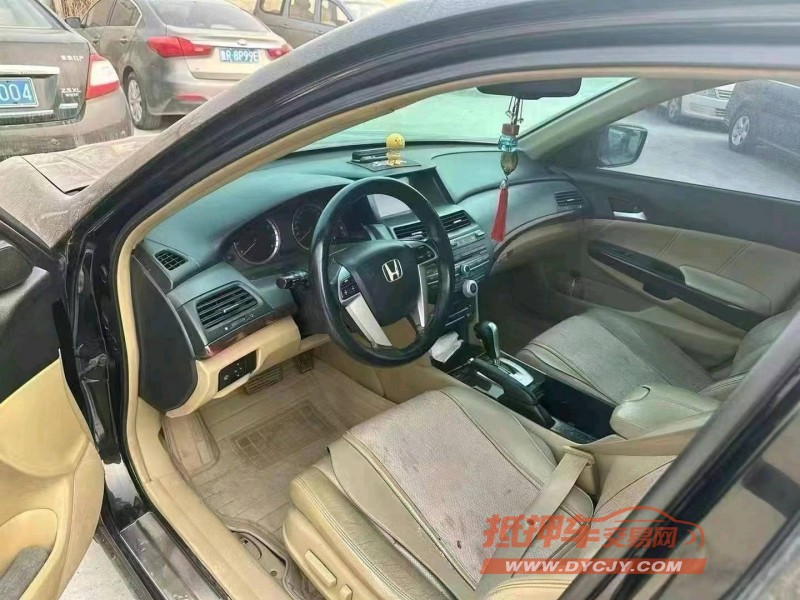 烟台13年本田雅阁6