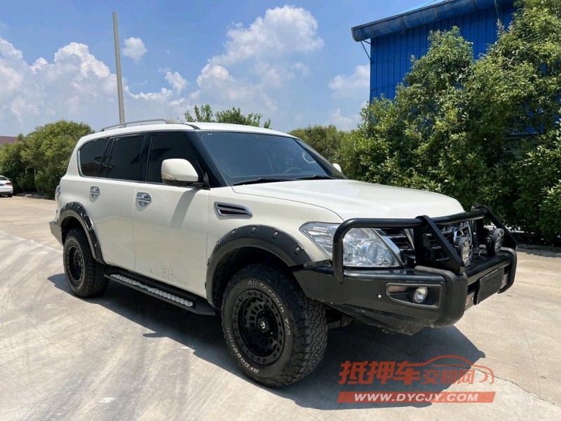 盐城17年日产途乐3